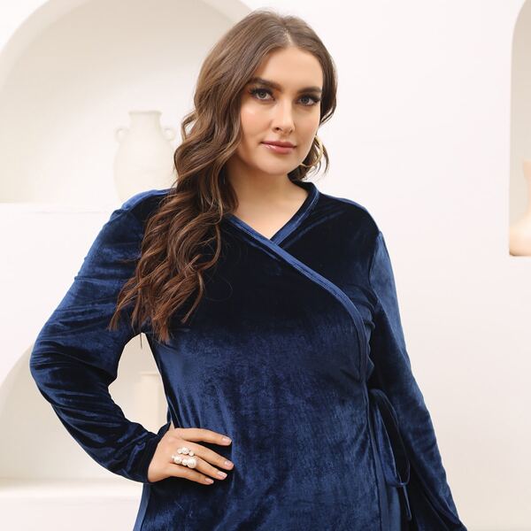 

Plus Velvet Knot Side Wrap Top, Navy blue