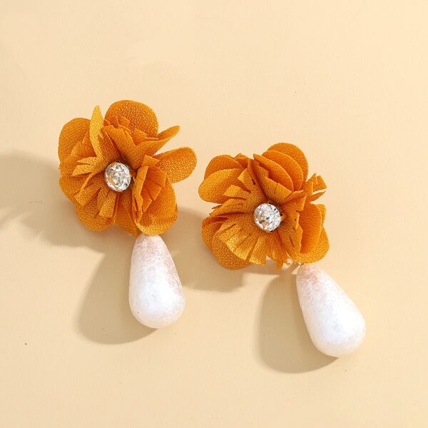 

Flower Decor Faux Pearl Drop Earrings, Yellow