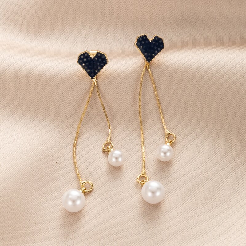 

Heart Decor Faux Pearl Drop Earrings, Gold