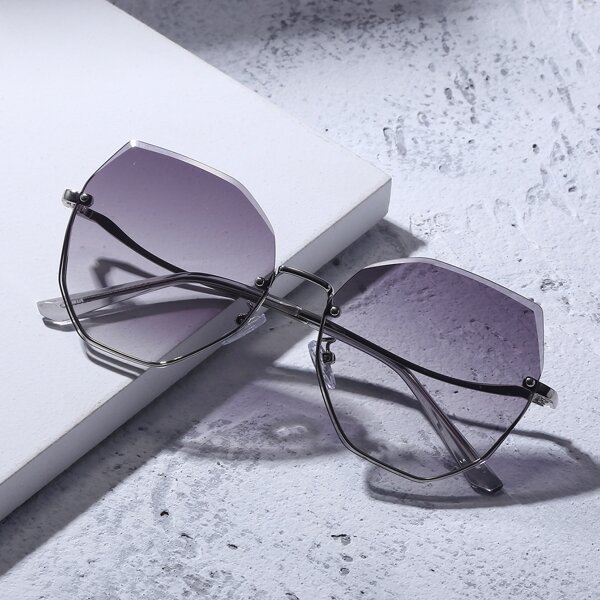 

Tinted Lens Sunglasses