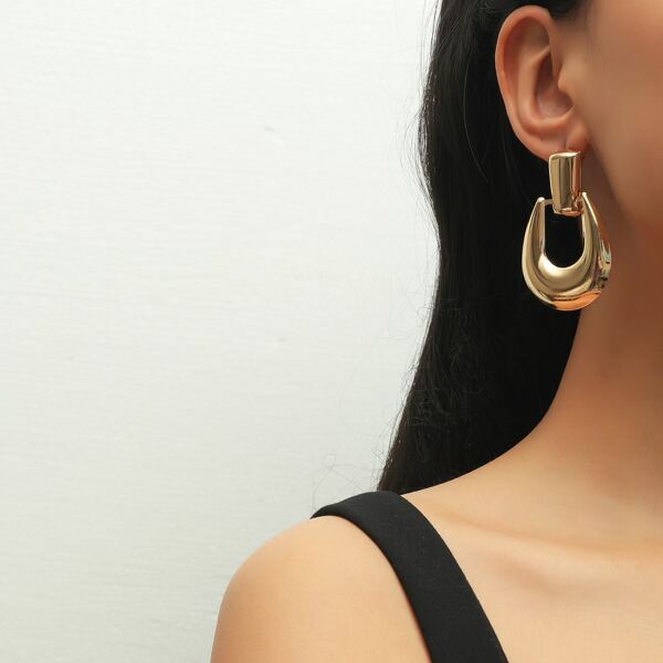 

Hollow Out Geo Design Earrings, Gold