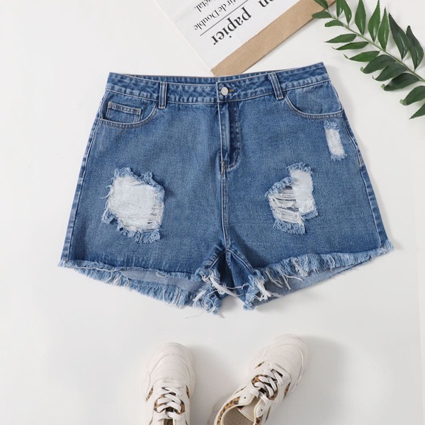

Plus Ripped Raw Hem Denim Shorts, Medium wash