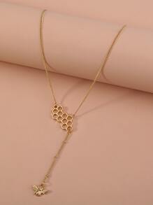 Nooxian Bee Charm Necklace - Yellow Gold - View 4