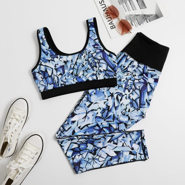 

All Over Print Sports Bra With Leggings, Multicolor