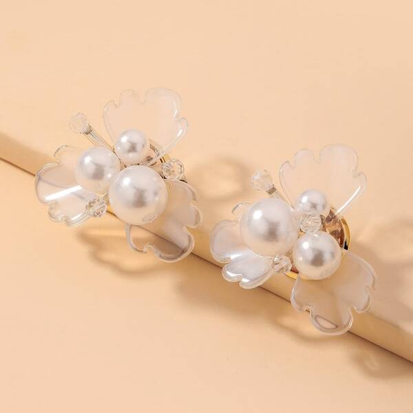 

Faux Pearl Design Earrings, White