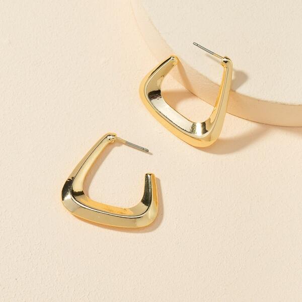 

Metallic Cuff Hoop Earrings, Gold