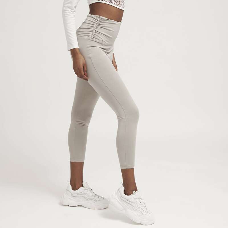 

Solid Ruched Capris Leggings, Light grey