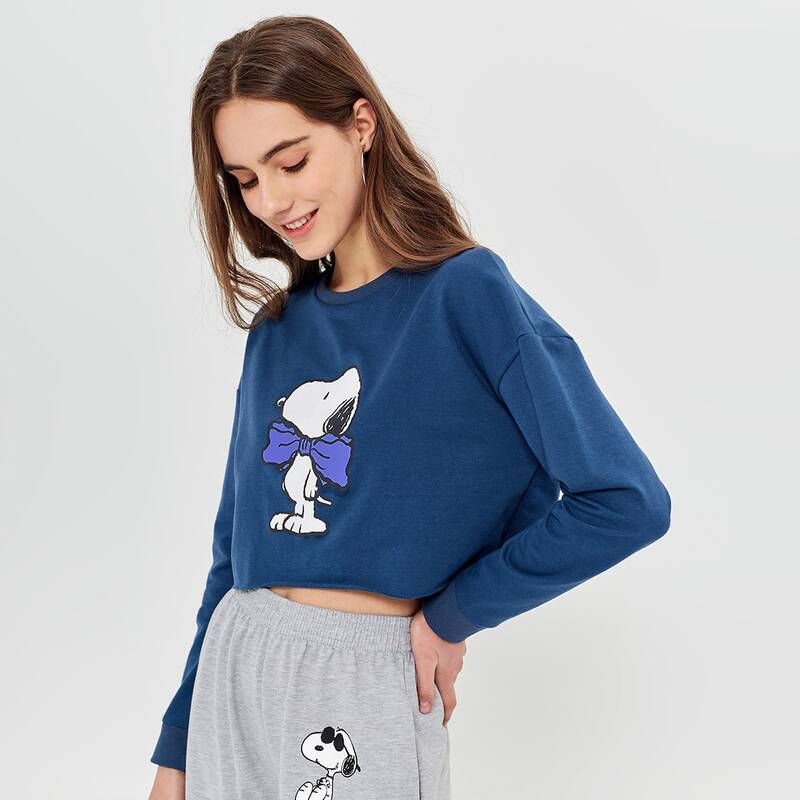 

ROMWE X PEANUTS Cartoon Graphic Crop Sweatshirt, Navy blue