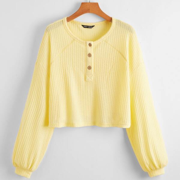 

Button Half Placket Crop Tee, Yellow