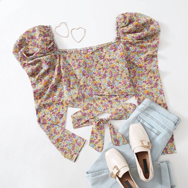 

Sweetheart Neck Puff Sleeve Ditsy Floral Top, Multicolor