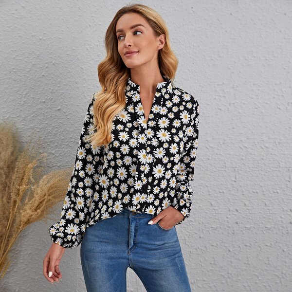 

Allover Daisy Floral Print Blouse, Multicolor