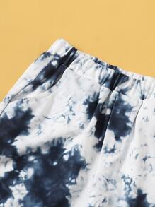 SHEIN 男孩紮染T恤和傾斜口袋短褲套裝 - 藍白色 - 查看 4