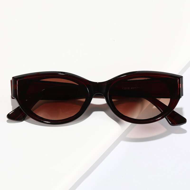 

Cat Eye Sunglasses