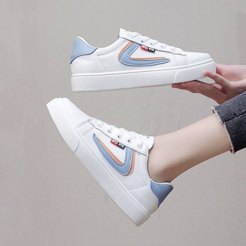 

Simple Lace-up Skate Shoes, White