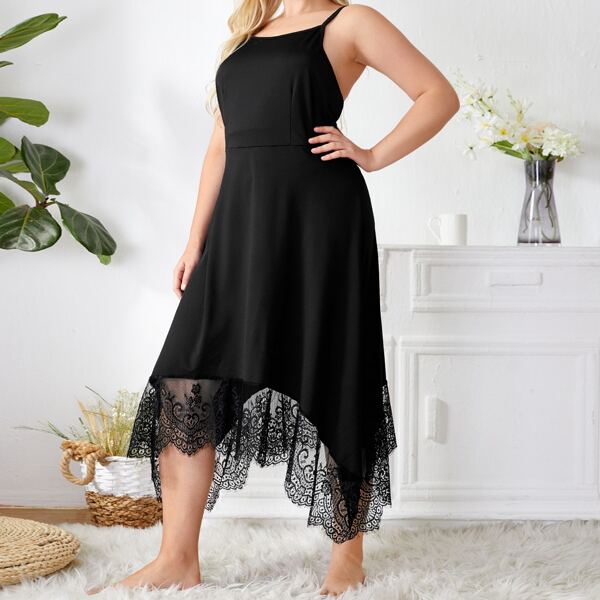 

Plus Contrast Lace Hem Cami Nightdress, Black