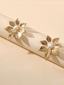 假珍珠裝飾花朵設計耳環