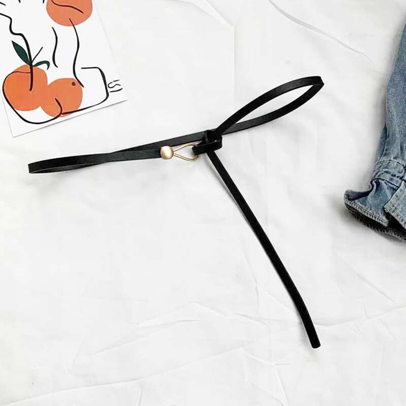 

Metal Buckle Skinny Belt, Black