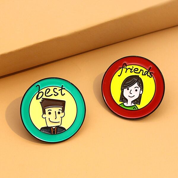 

2pcs Figure Graphic Round Brooch, Multicolor