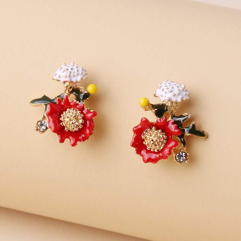 

Floral Stud Earrings, Red