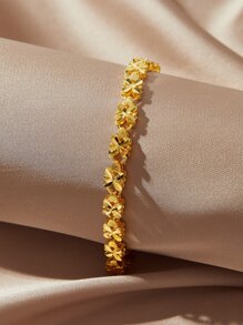 Flower Link Bracelet Valentines - Yellow Gold - View 2