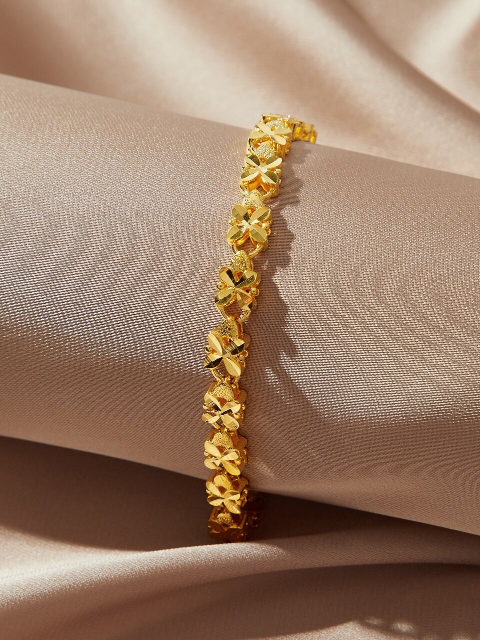 Flower Link Bracelet Valentines