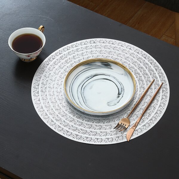 

1pc Round Minimalist Placemat, Silver