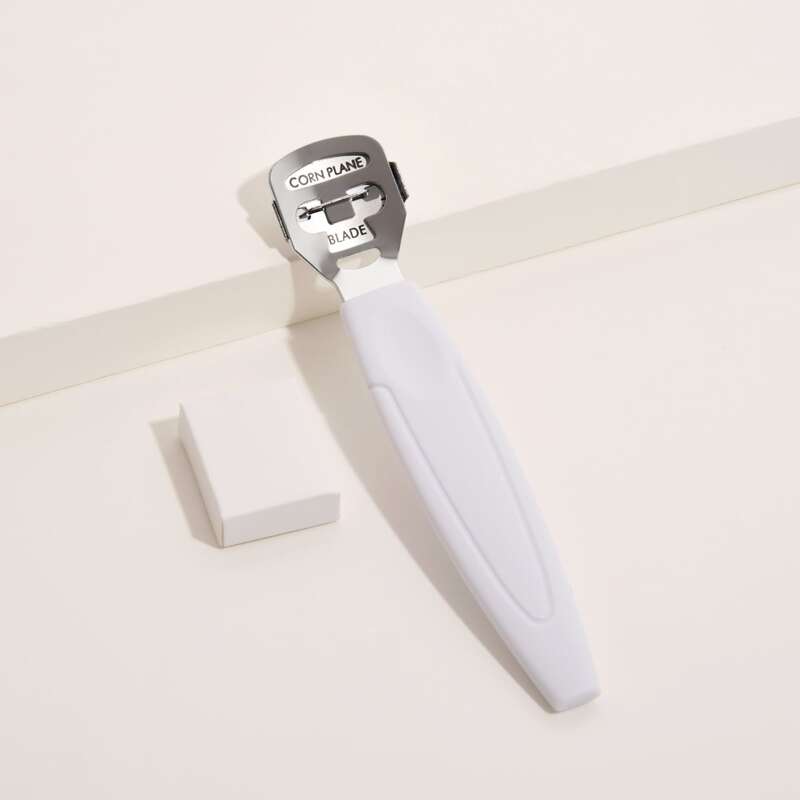

1pc Stainless Steel Pedicure Tool & 2pcs Blade, White