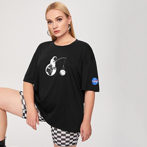 

Plus Astronaut And Letter Graphic Tee, Black
