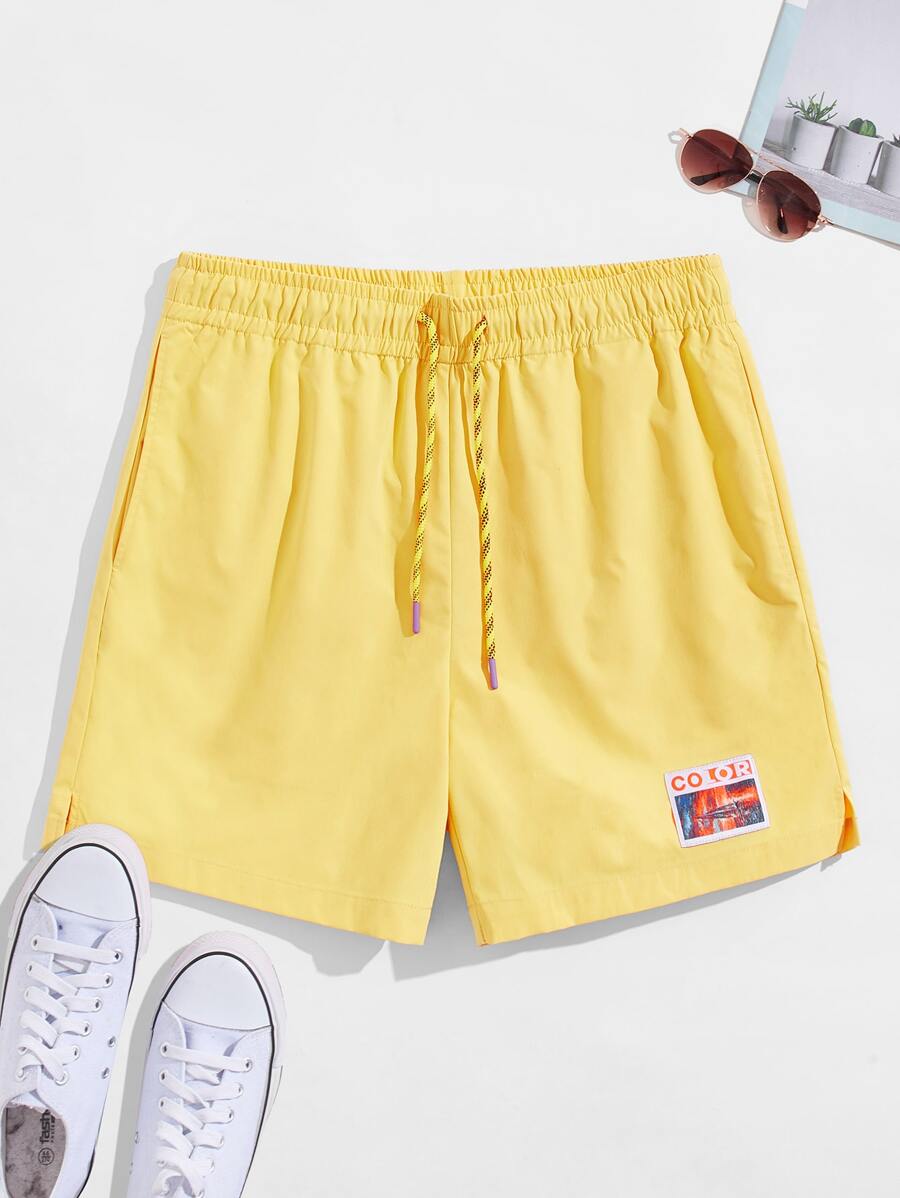 Manfinity 男士抽繩腰貼布細節短褲 - 黃色 - 查看 1