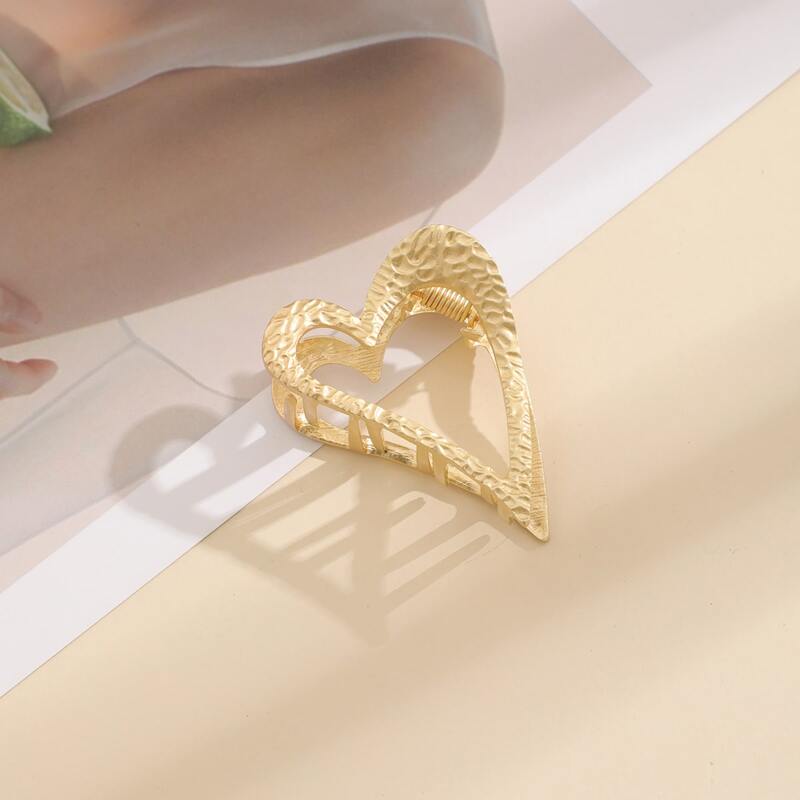 

Heart Design Hair Claw, Gold