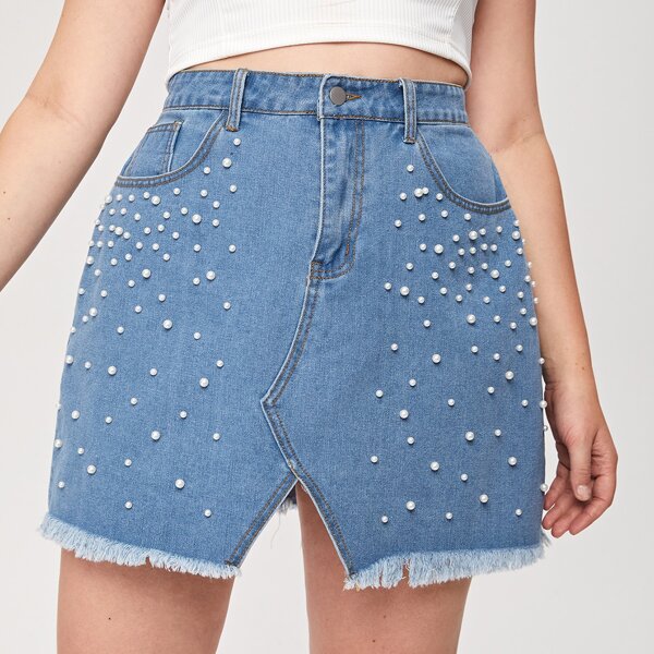 

Plus Pearl Beaded Raw Hem Denim Skirt, Light wash