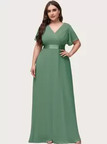 EVERPRETTY Plus Size Elegant V-Neck Ruched Bust Green Bridesmaid Dress, Wedding Guest Formal Dress - Green - View 4