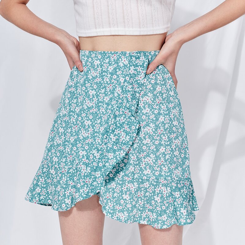 

Ruffle-Trim Ditsy Floral Mini Skirt, Mint green