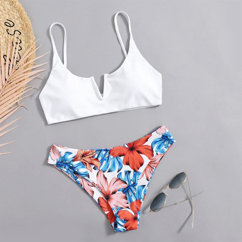 

Floral V-wired Bikini Swimsuit, Multicolor