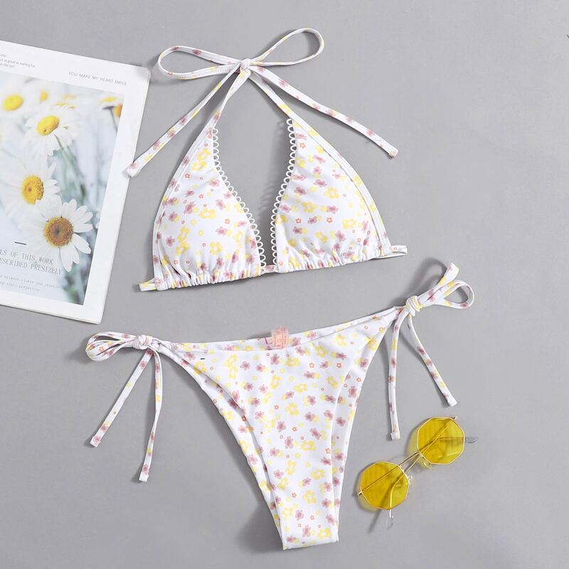 

Ditsy Floral Halter Bikini Swimsuit, Multicolor