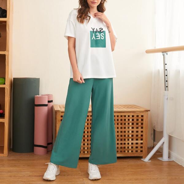 

Letter Graphic Tee and Wide Leg Pants Set, Multicolor