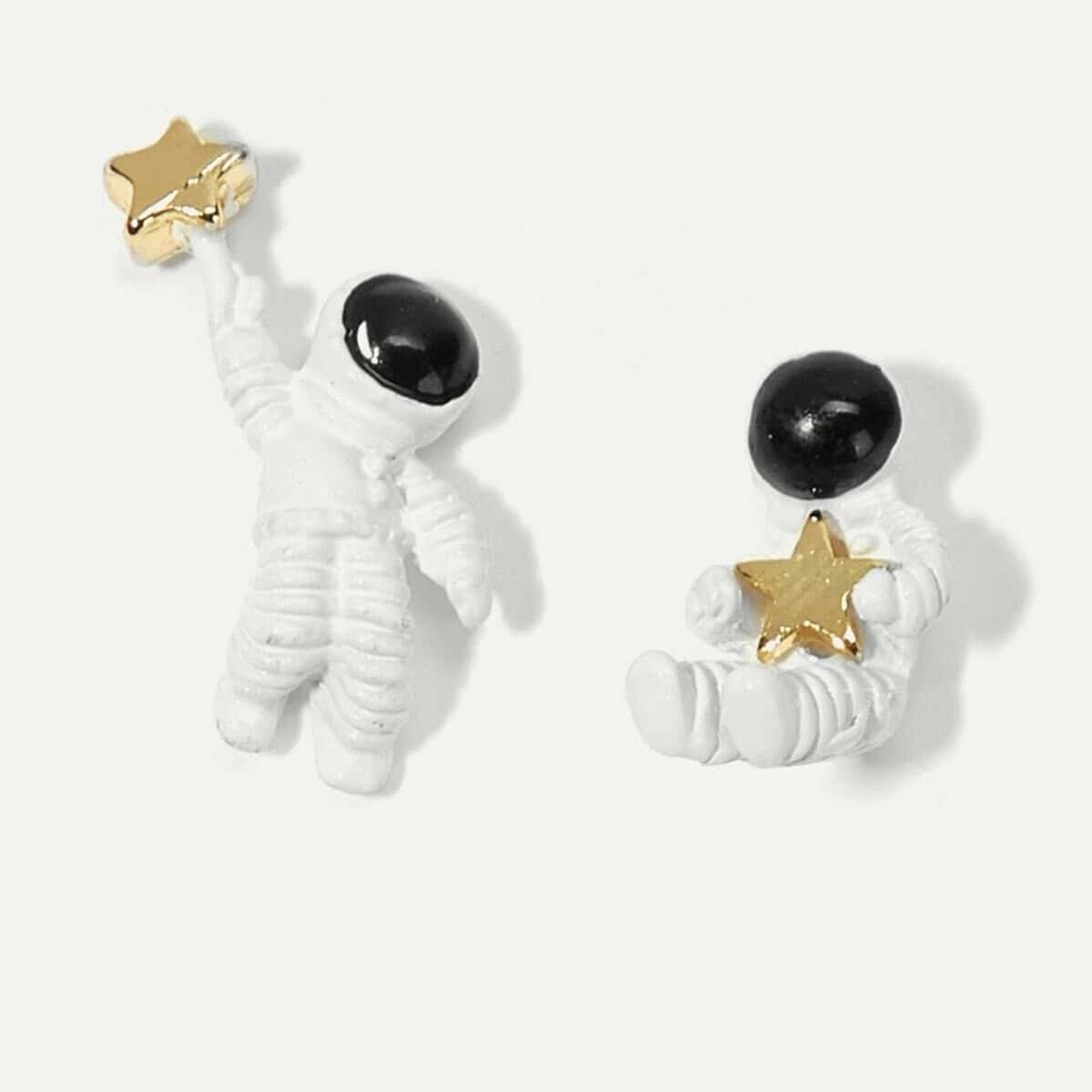 

Astronaut Stud Earrings, White