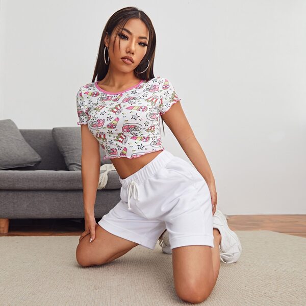 

Contrast Binding Lettuce Trim Graphic Print Crop Tee, Multicolor