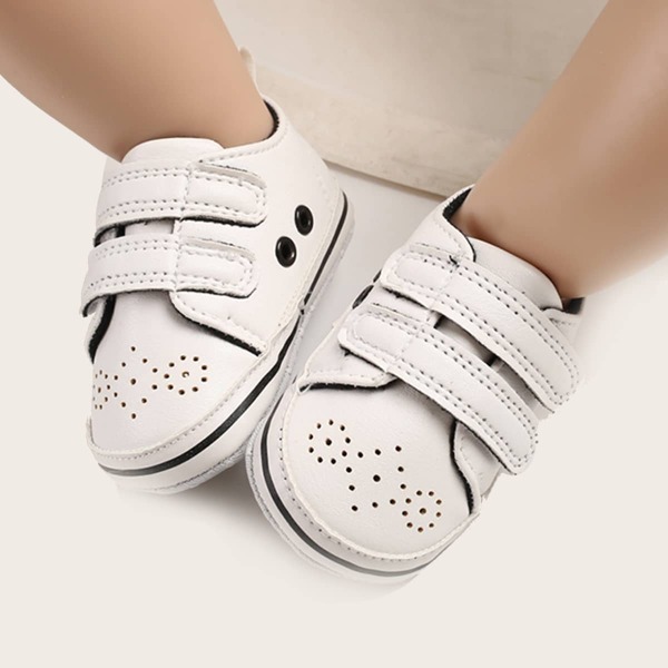 

Baby Boy Double Velcro Strap Sneakers, White