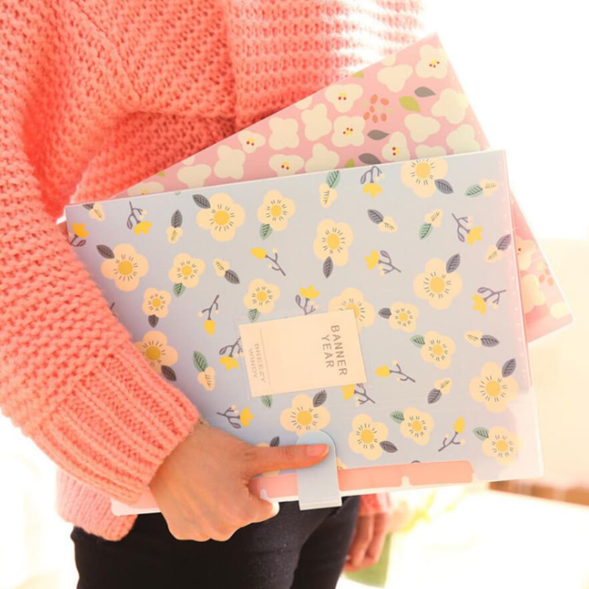 

1pc Random Floral File Folder, Multicolor
