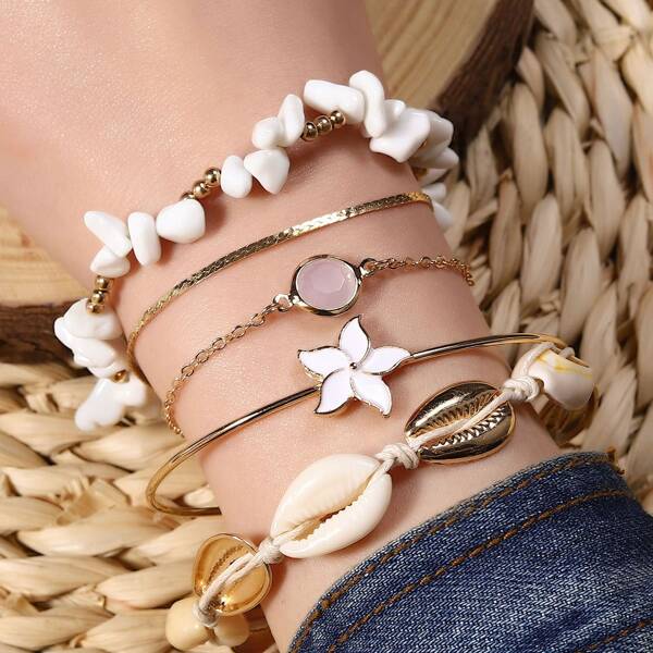 

5pcs Flower Decor Bracelet, Gold