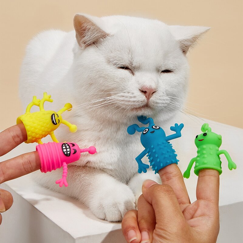 

4pcs Cartoon Shaped Cat Teaser Toy, Multicolor