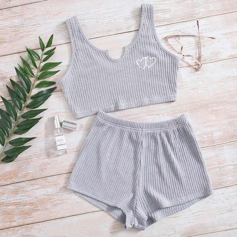 

Heart Print Notch Neck Tank Top With Shorts Lounge Set, Light grey