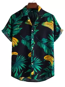 Manfinity Men Tropical Print Button Front Shirt
