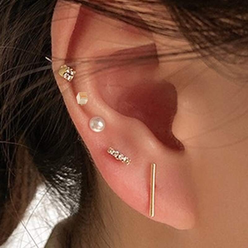 

5pcs Rhinestone Geo Shaped Stud Earrings, Gold