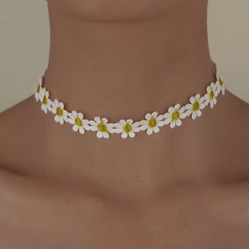 

1pc Crochet Flower Choker, Multicolor