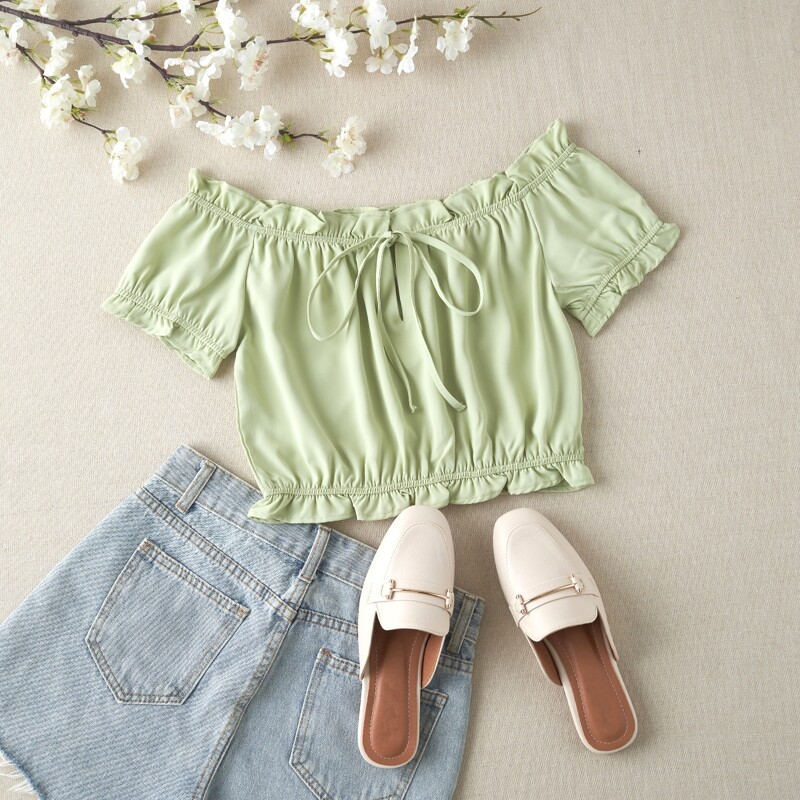 

Solid Off The Shoulder Frill Crop Top, Mint green