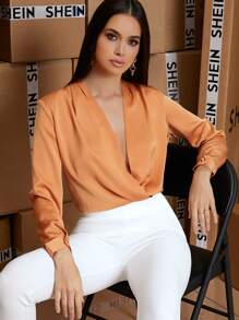 SHEIN BAE 低胸領扭結下擺後開衩上衣 - 橘色 - 查看 4