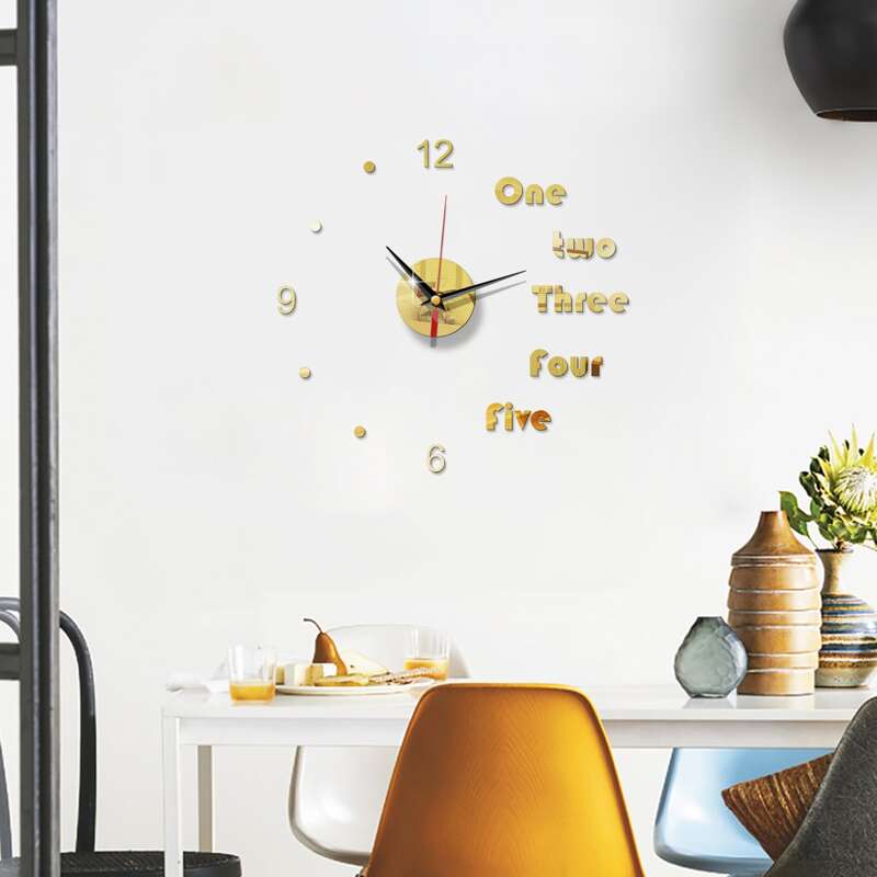 

1pc Letter Mirror Surface Wall Clock, Gold
