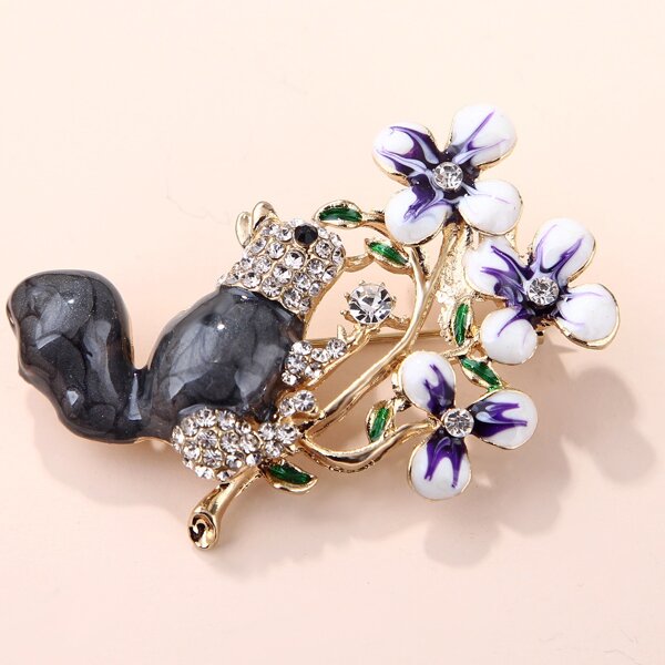 

Rhinestone Animal Decor Brooch, Multicolor